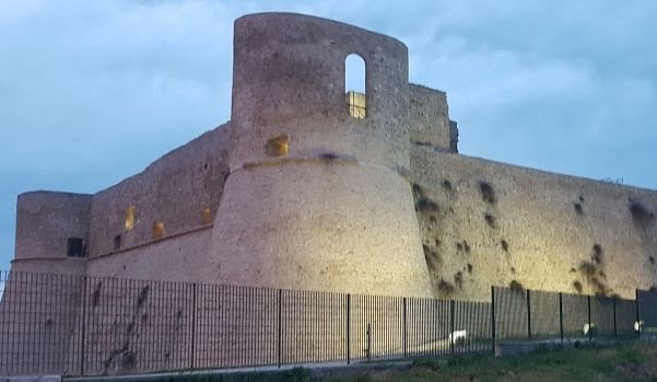Ortona Castello Aragonese, Abruzzo