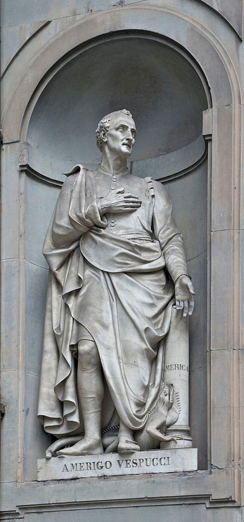Amerigo Vespucci statue, Florence, Loggiato of the Uffizi