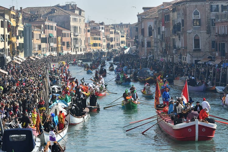 Venice Carnival - Canal Parade