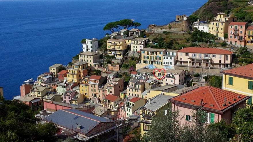 AWroom Riomaggiore